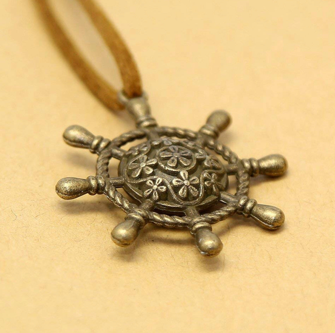 Assassins Creed Cuaderno Cuero