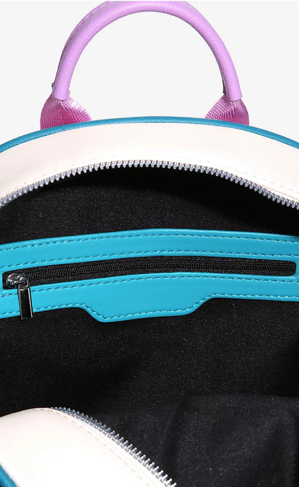 Mochila Raya Y El Último Dragon