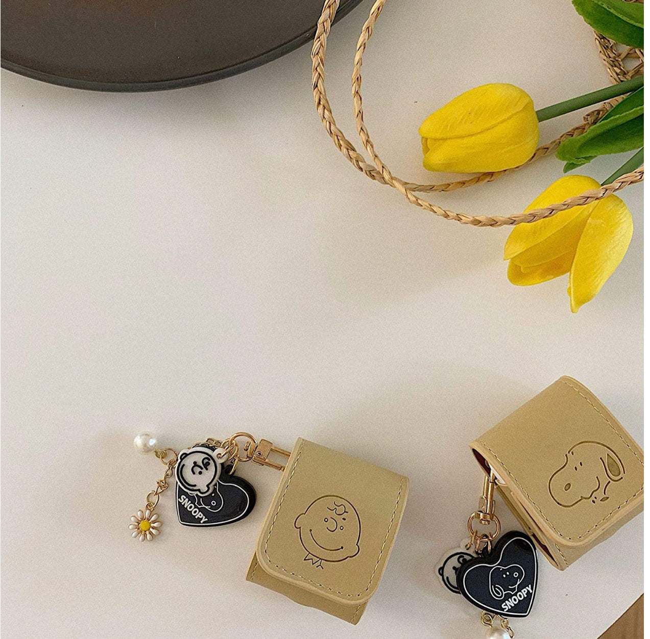 Snoopy AirPod Case