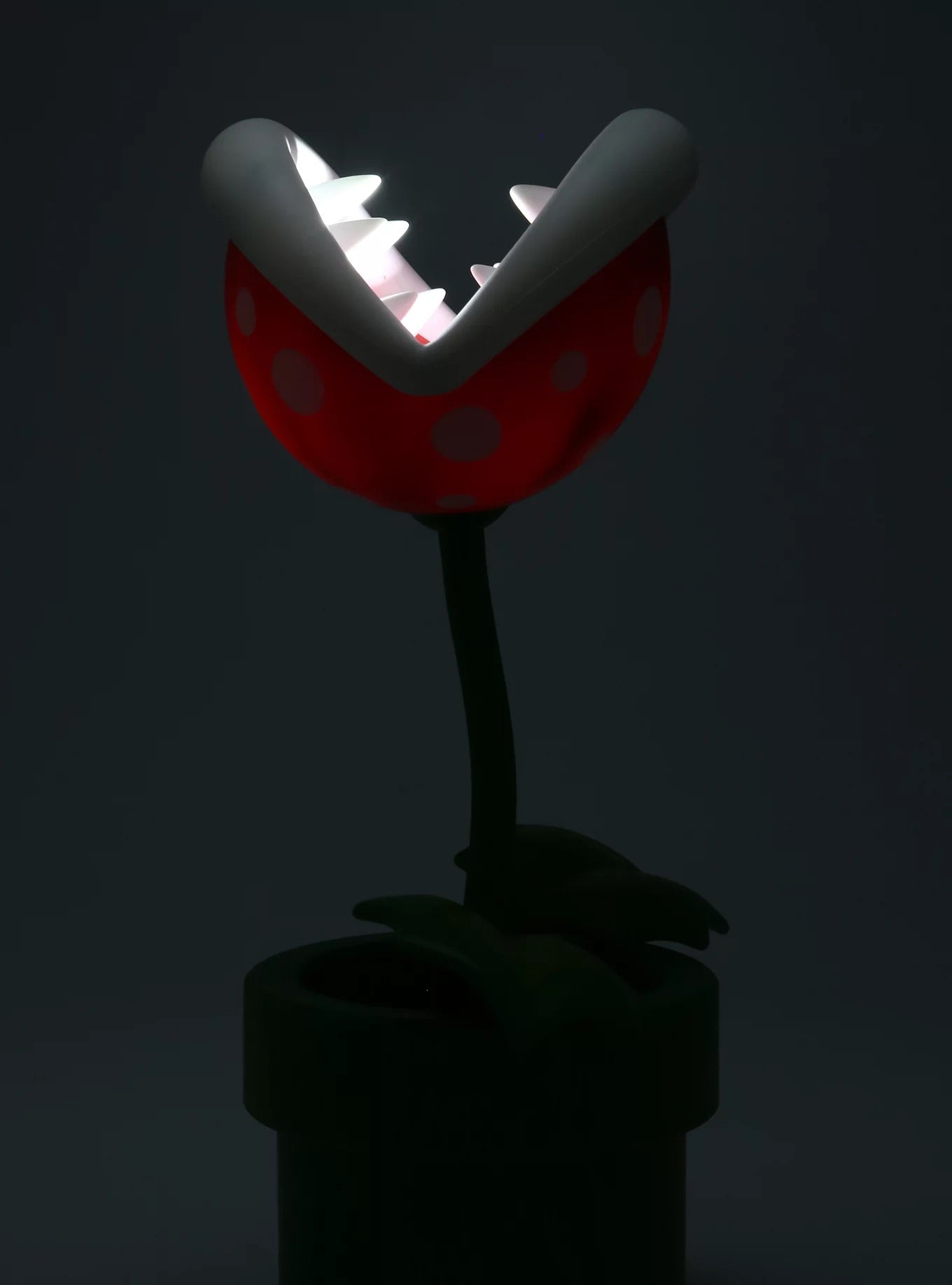 Nintendo Súper Mario Bross Piraña Lámpara Escritorio