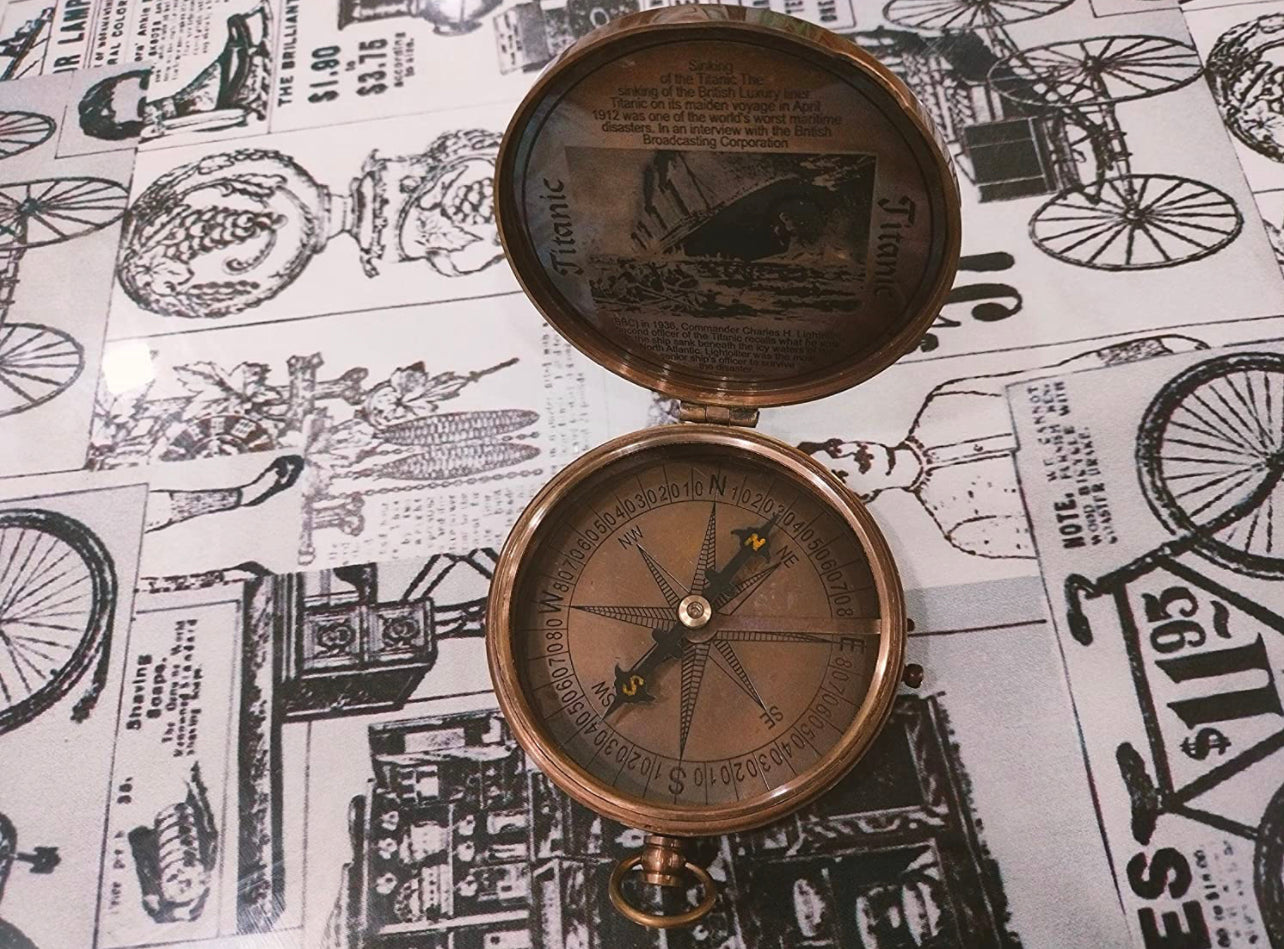 Titanic Brújula Compás