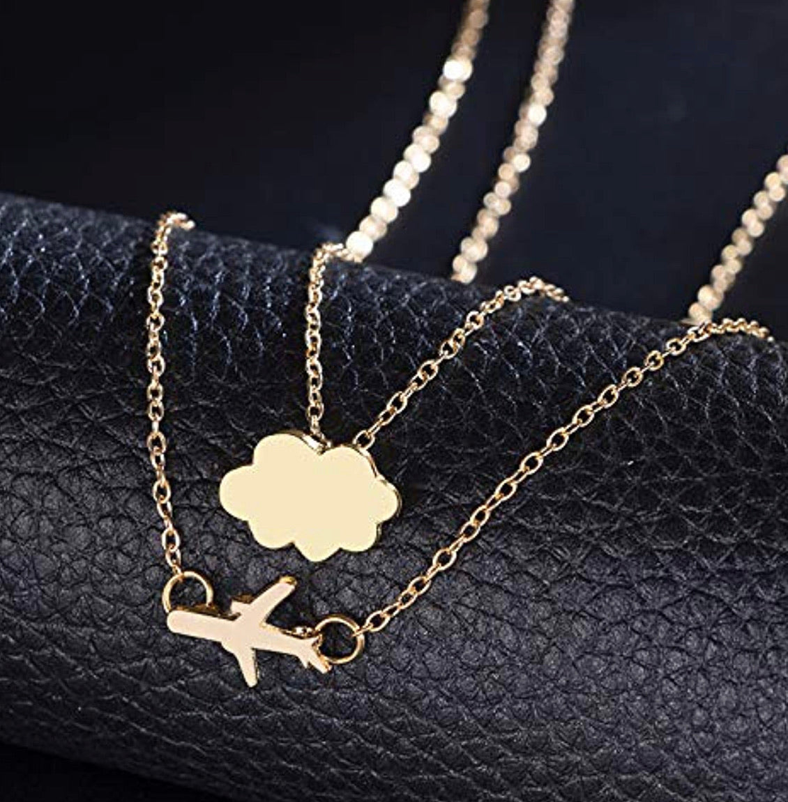 Collar Avión Nube Cielo Dorado