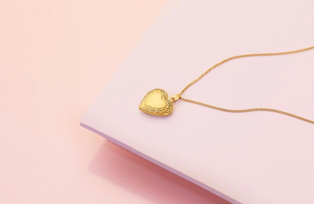 Collar Relicario De Corazón