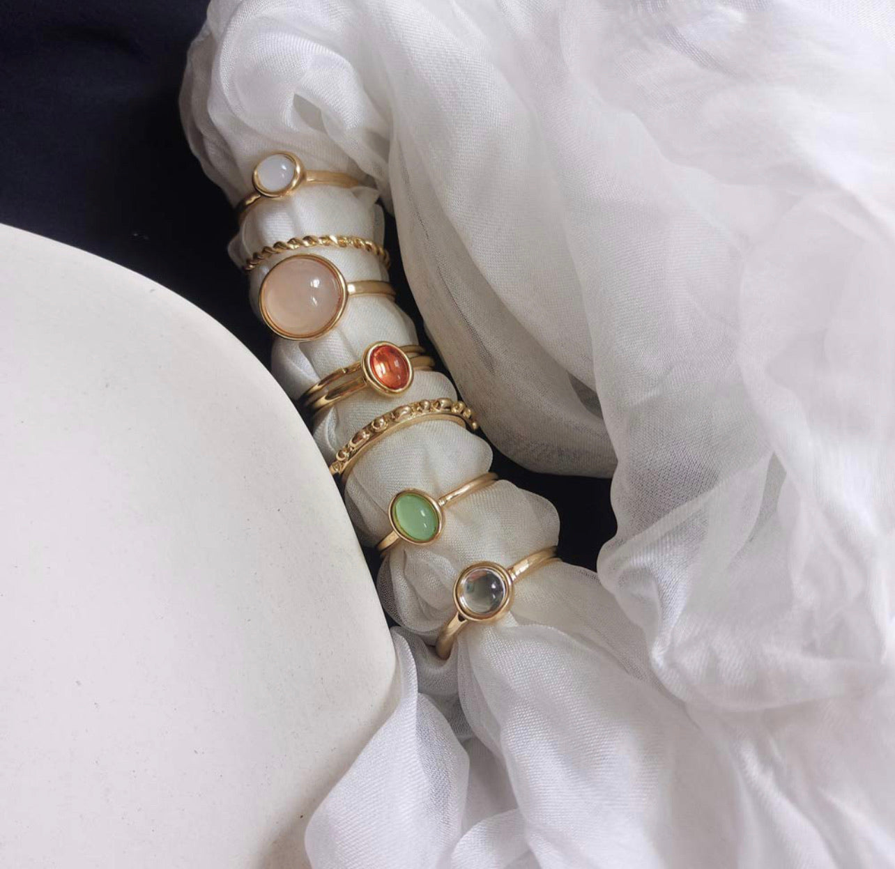 Set De Anillos Perlas Colores Damasco