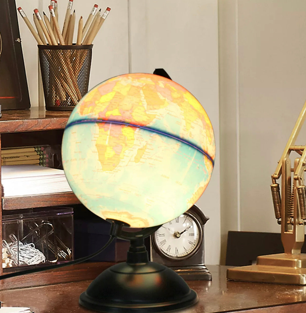 Lámpara Globo Terráqueo Rotadora