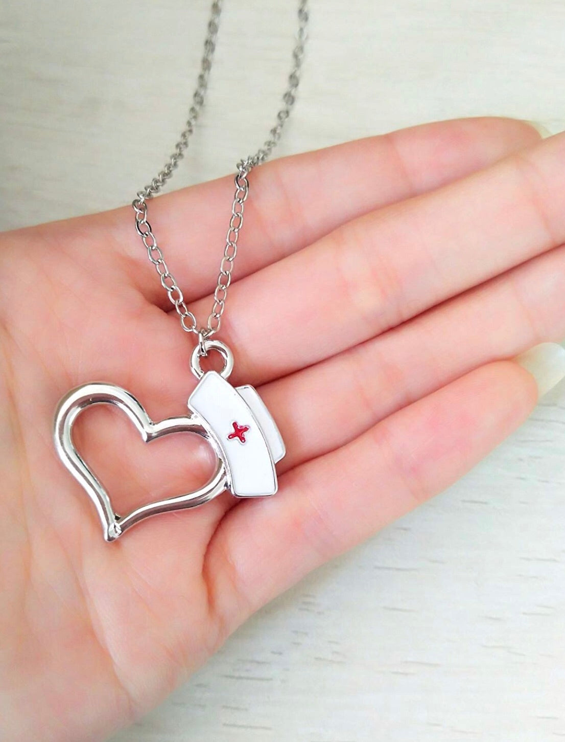 Collar Enfermera Corazón