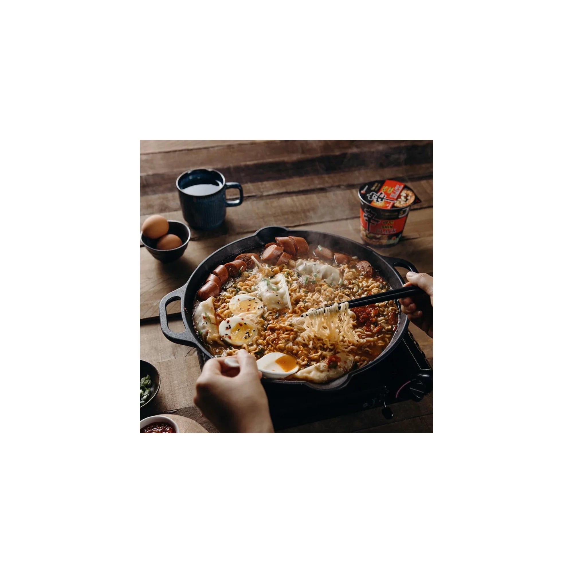 Nongshim Shin Black Spicy Beef & Bone Broth Ramyun Premium Ramen Noodle Soup Cup